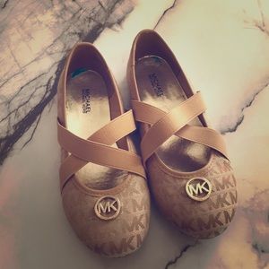 Michael Kors Girls Flats